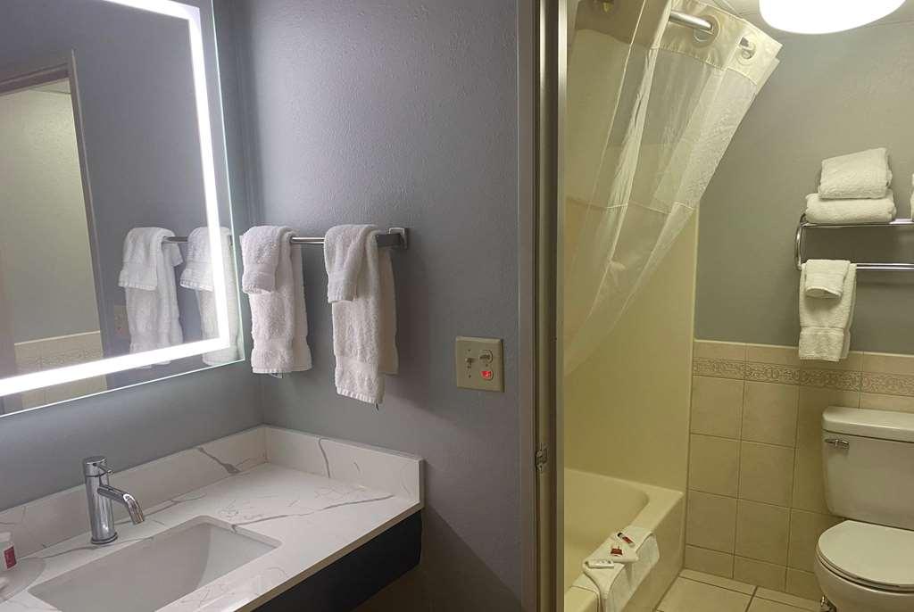 Americinn By Wyndham Peoria Phòng bức ảnh