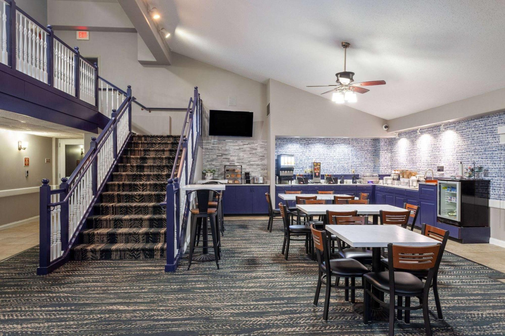 Americinn By Wyndham Peoria Ngoại thất bức ảnh