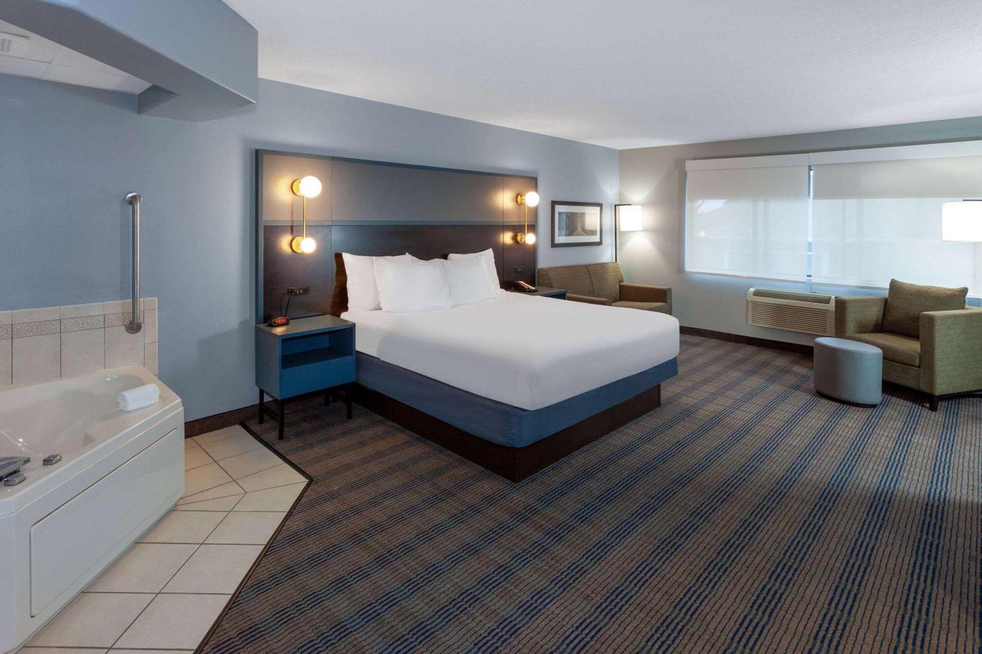 Americinn By Wyndham Peoria Ngoại thất bức ảnh