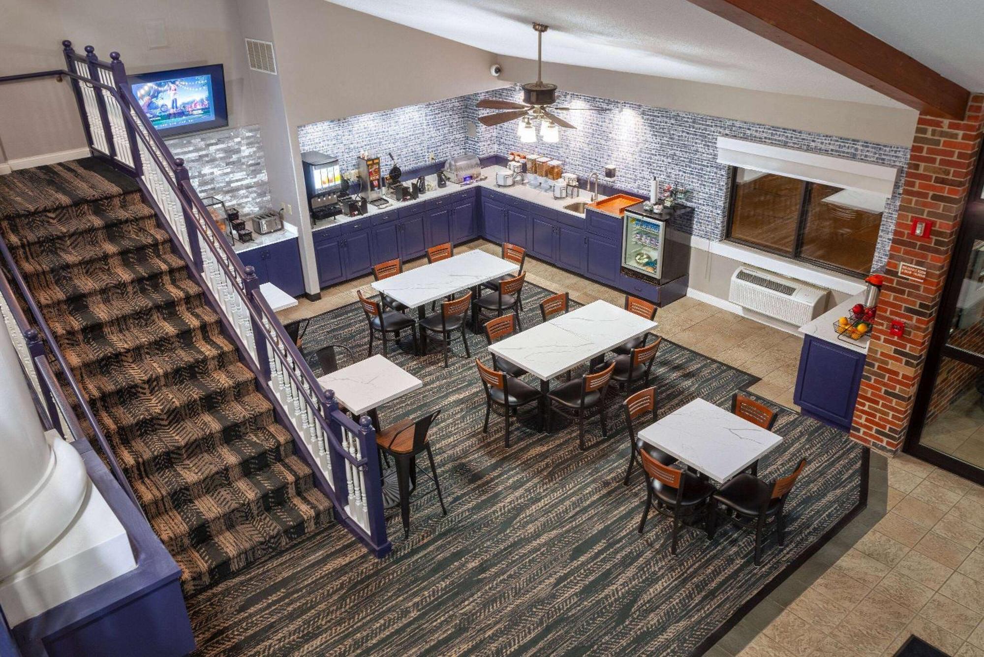 Americinn By Wyndham Peoria Ngoại thất bức ảnh