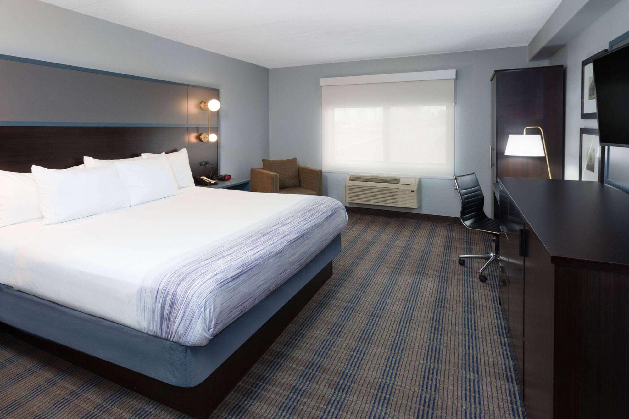 Americinn By Wyndham Peoria Ngoại thất bức ảnh