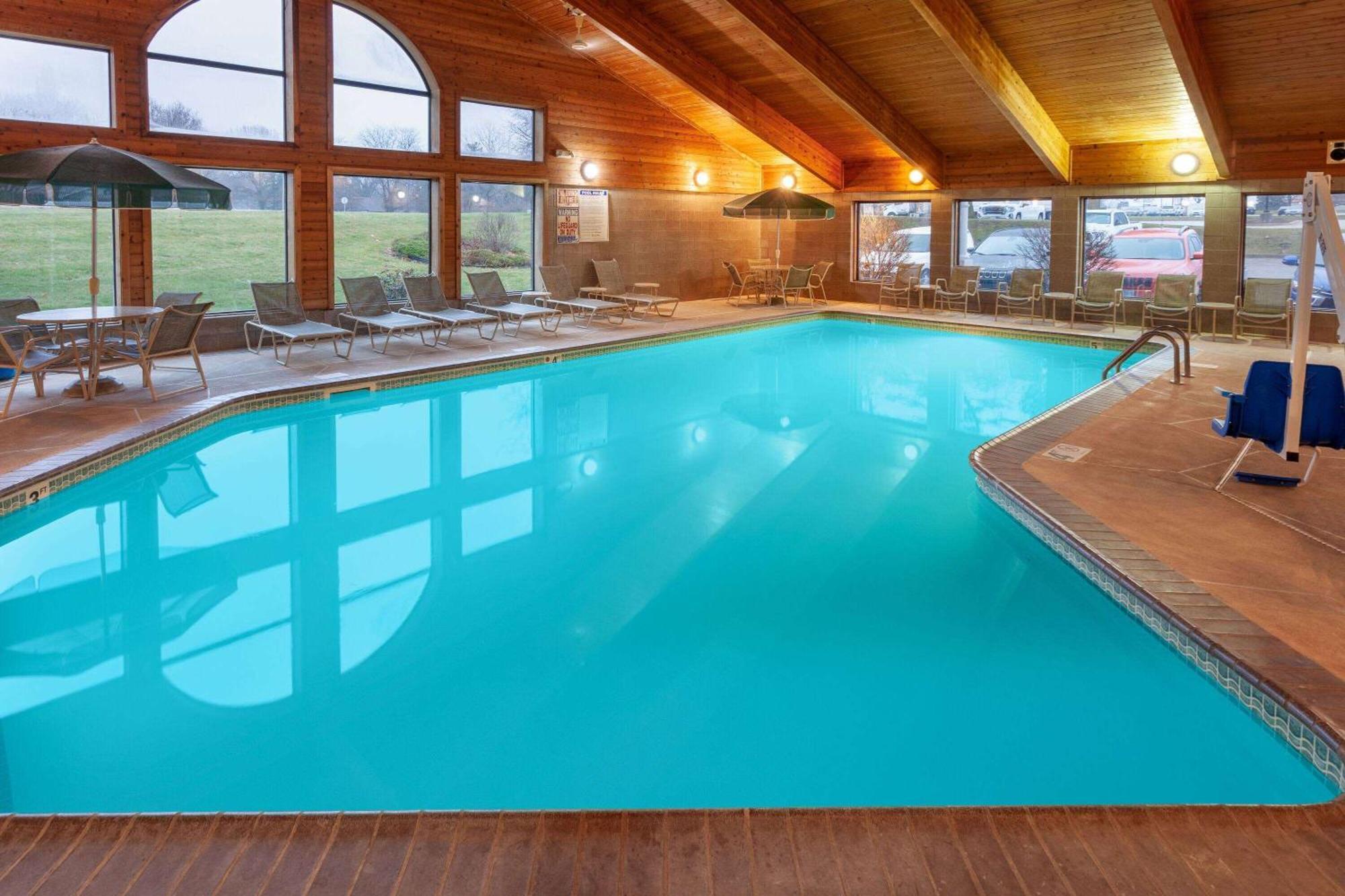 Americinn By Wyndham Peoria Ngoại thất bức ảnh