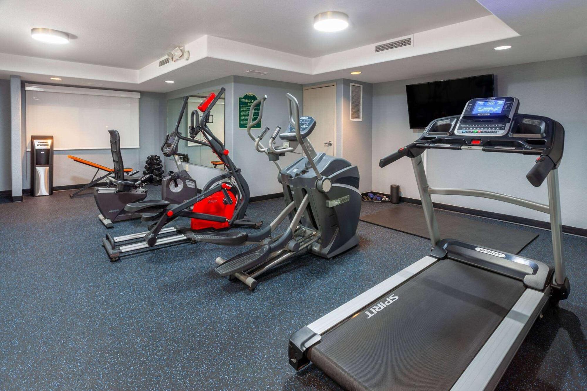 Americinn By Wyndham Peoria Ngoại thất bức ảnh