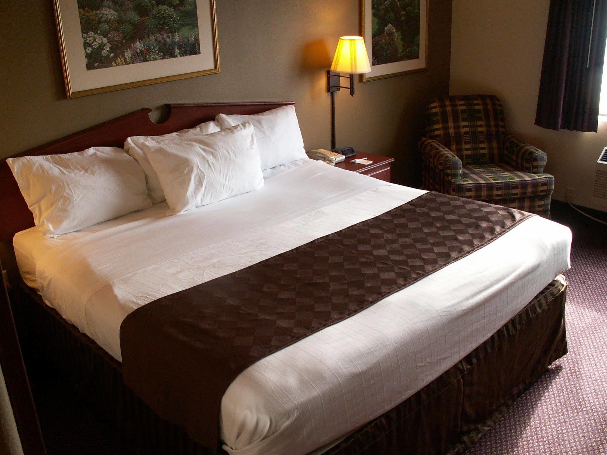 Americinn By Wyndham Peoria Ngoại thất bức ảnh
