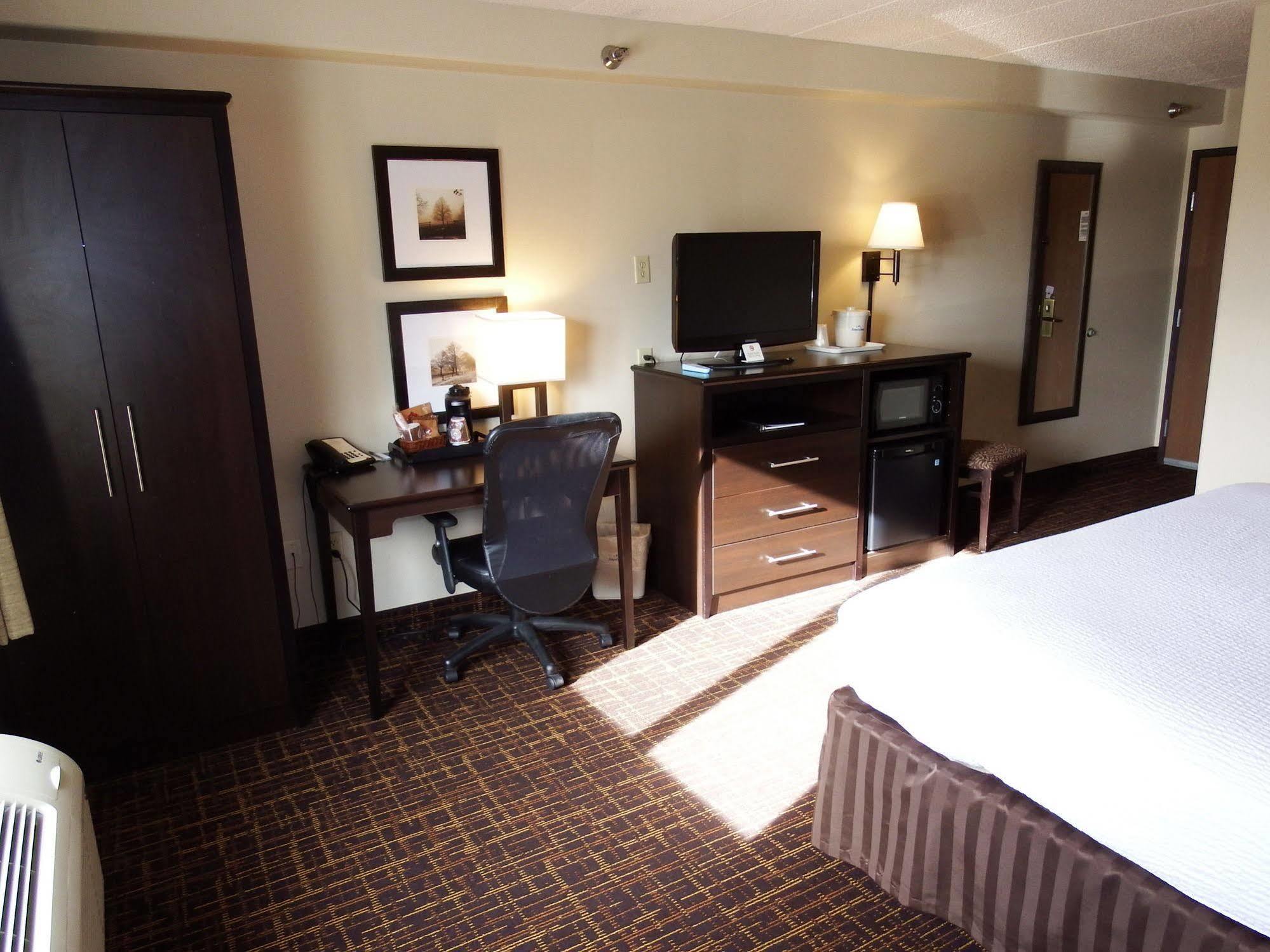Americinn By Wyndham Peoria Ngoại thất bức ảnh